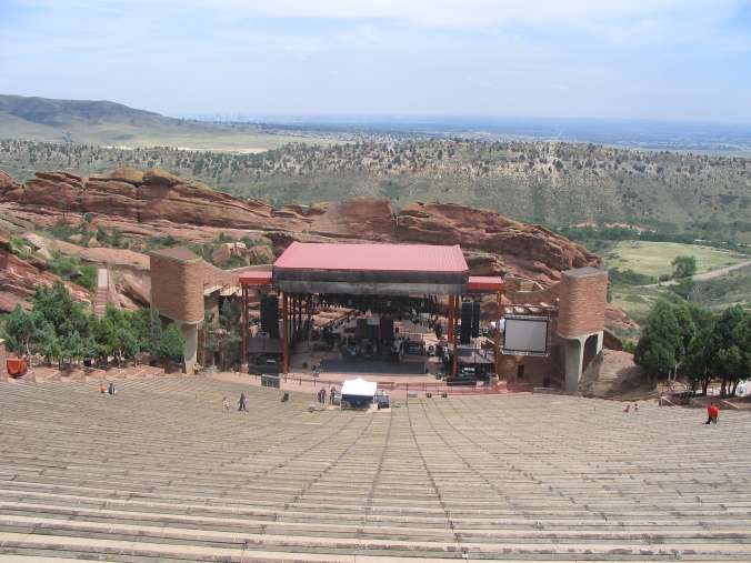 kids hike Red Rocks